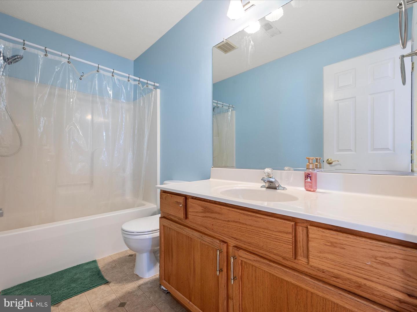 121 BRENTON CT, STEPHENS CITY, Virginia 22655, 4 Bedrooms Bedrooms, ,3 BathroomsBathrooms,Residential,For sale,121 BRENTON CT,VAFV2035566 MLS # VAFV2035566