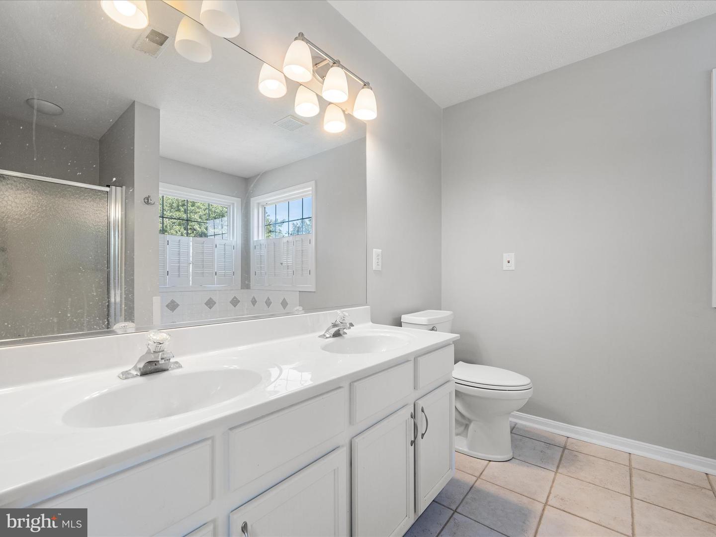 121 BRENTON CT, STEPHENS CITY, Virginia 22655, 4 Bedrooms Bedrooms, ,3 BathroomsBathrooms,Residential,For sale,121 BRENTON CT,VAFV2035566 MLS # VAFV2035566