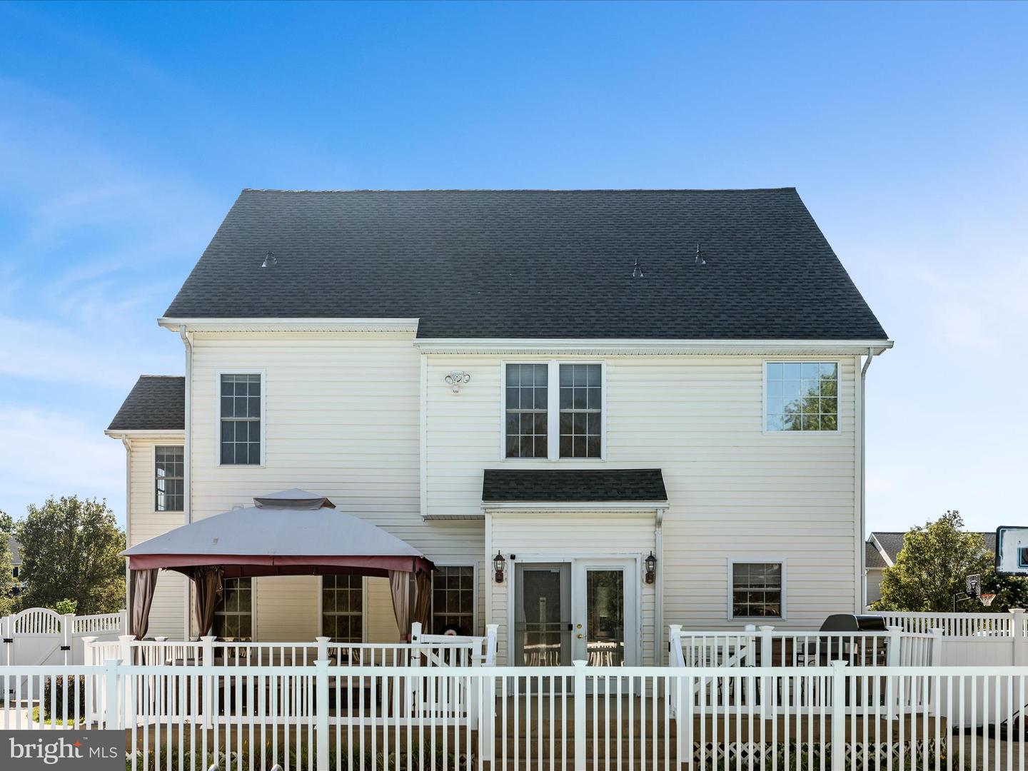 121 BRENTON CT, STEPHENS CITY, Virginia 22655, 4 Bedrooms Bedrooms, ,3 BathroomsBathrooms,Residential,For sale,121 BRENTON CT,VAFV2035566 MLS # VAFV2035566