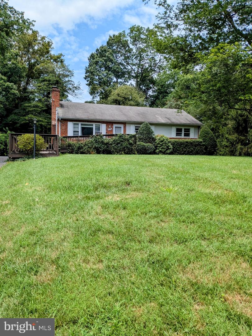 4038 DOVEVILLE LN, FAIRFAX, Virginia 22032, 4 Bedrooms Bedrooms, ,2 BathroomsBathrooms,Residential,For sale,4038 DOVEVILLE LN,VAFX2256776 MLS # VAFX2256776