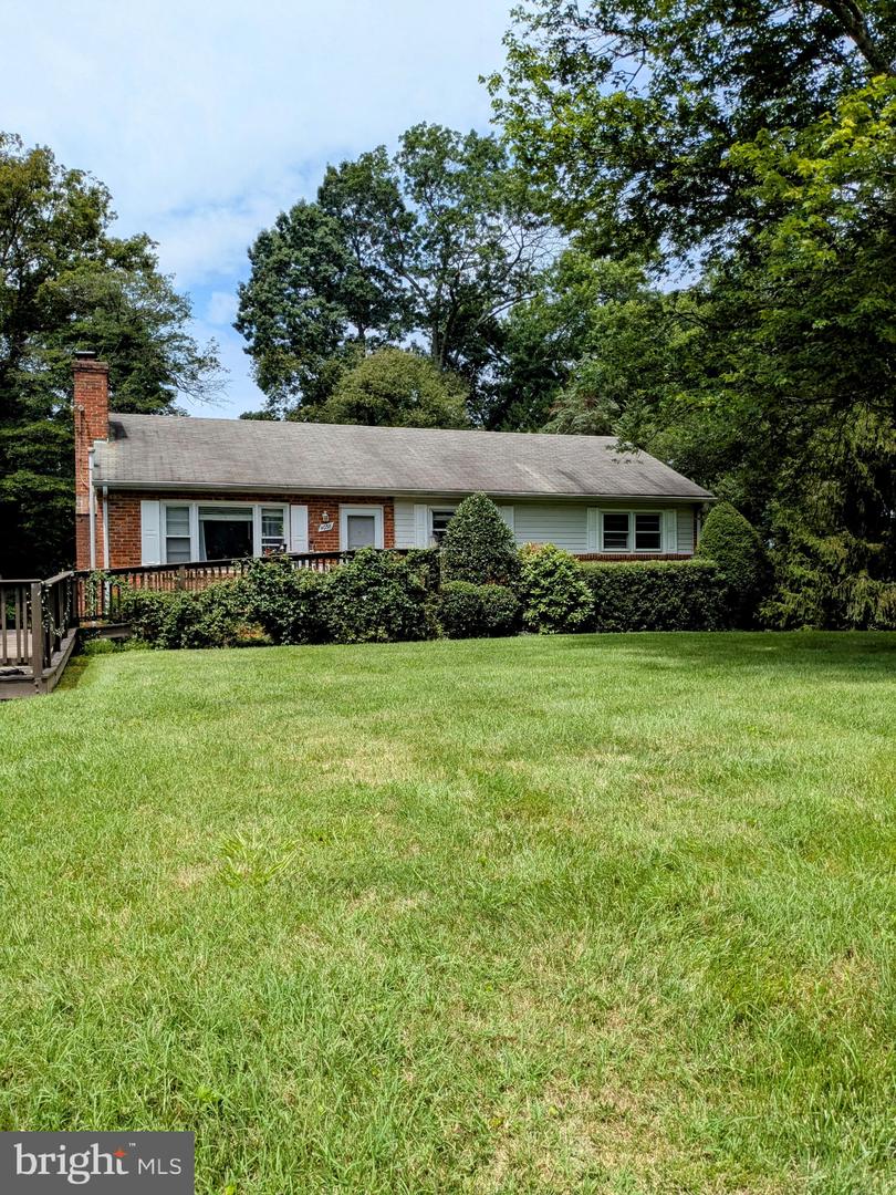 4038 DOVEVILLE LN, FAIRFAX, Virginia 22032, 4 Bedrooms Bedrooms, ,2 BathroomsBathrooms,Residential,For sale,4038 DOVEVILLE LN,VAFX2256776 MLS # VAFX2256776