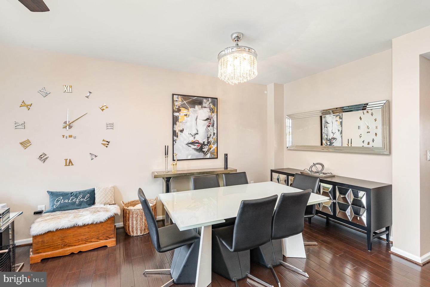 43437 TOWN GATE SQ, CHANTILLY, Virginia 20152, 3 Bedrooms Bedrooms, ,2 BathroomsBathrooms,Residential,For sale,43437 TOWN GATE SQ,VALO2102974 MLS # VALO2102974