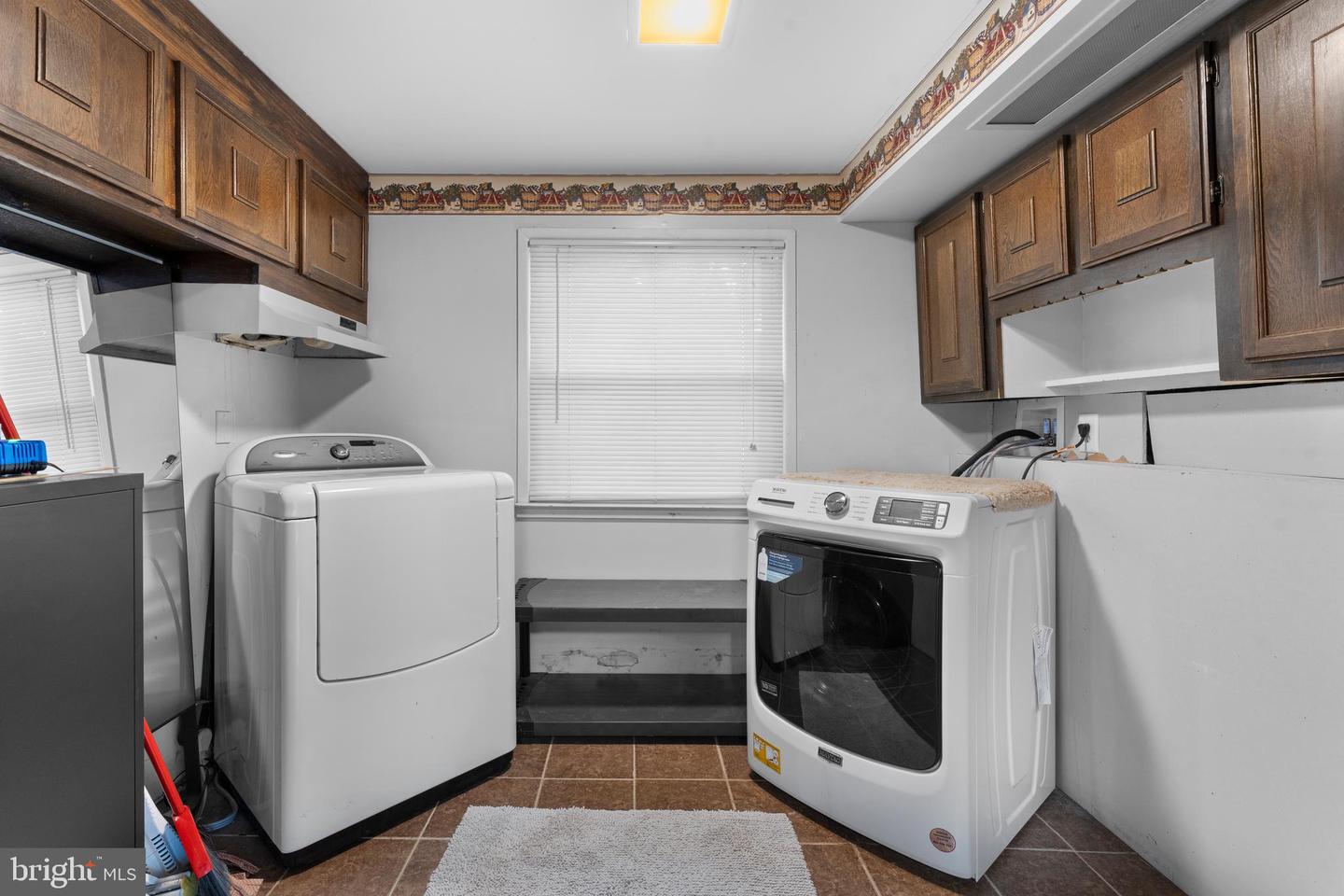 13209 HAWTHORN LN, WOODBRIDGE, Virginia 22193, 3 Bedrooms Bedrooms, ,2 BathroomsBathrooms,Residential,For sale,13209 HAWTHORN LN,VAPW2099836 MLS # VAPW2099836