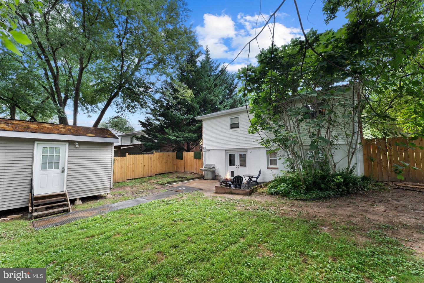 13209 HAWTHORN LN, WOODBRIDGE, Virginia 22193, 3 Bedrooms Bedrooms, ,2 BathroomsBathrooms,Residential,For sale,13209 HAWTHORN LN,VAPW2099836 MLS # VAPW2099836