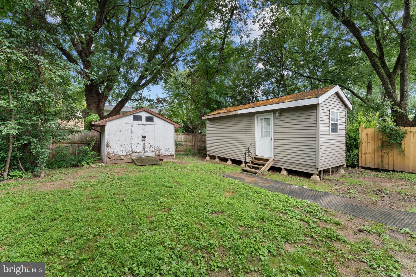 13209 HAWTHORN LN, WOODBRIDGE, Virginia 22193, 3 Bedrooms Bedrooms, ,2 BathroomsBathrooms,Residential,For sale,13209 HAWTHORN LN,VAPW2099836 MLS # VAPW2099836