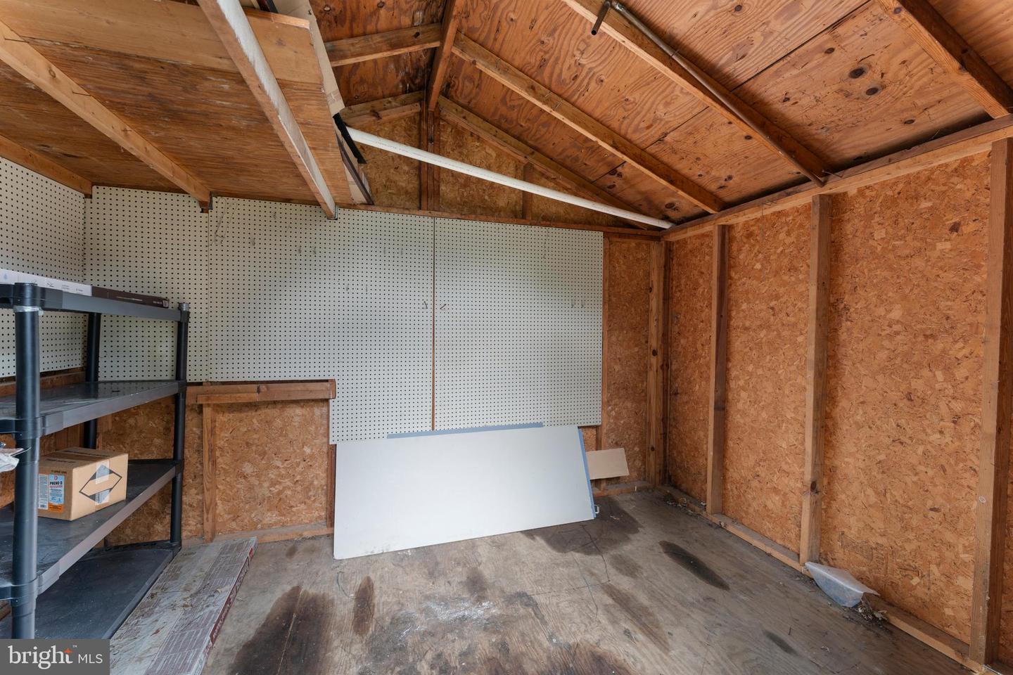 13209 HAWTHORN LN, WOODBRIDGE, Virginia 22193, 3 Bedrooms Bedrooms, ,2 BathroomsBathrooms,Residential,For sale,13209 HAWTHORN LN,VAPW2099836 MLS # VAPW2099836