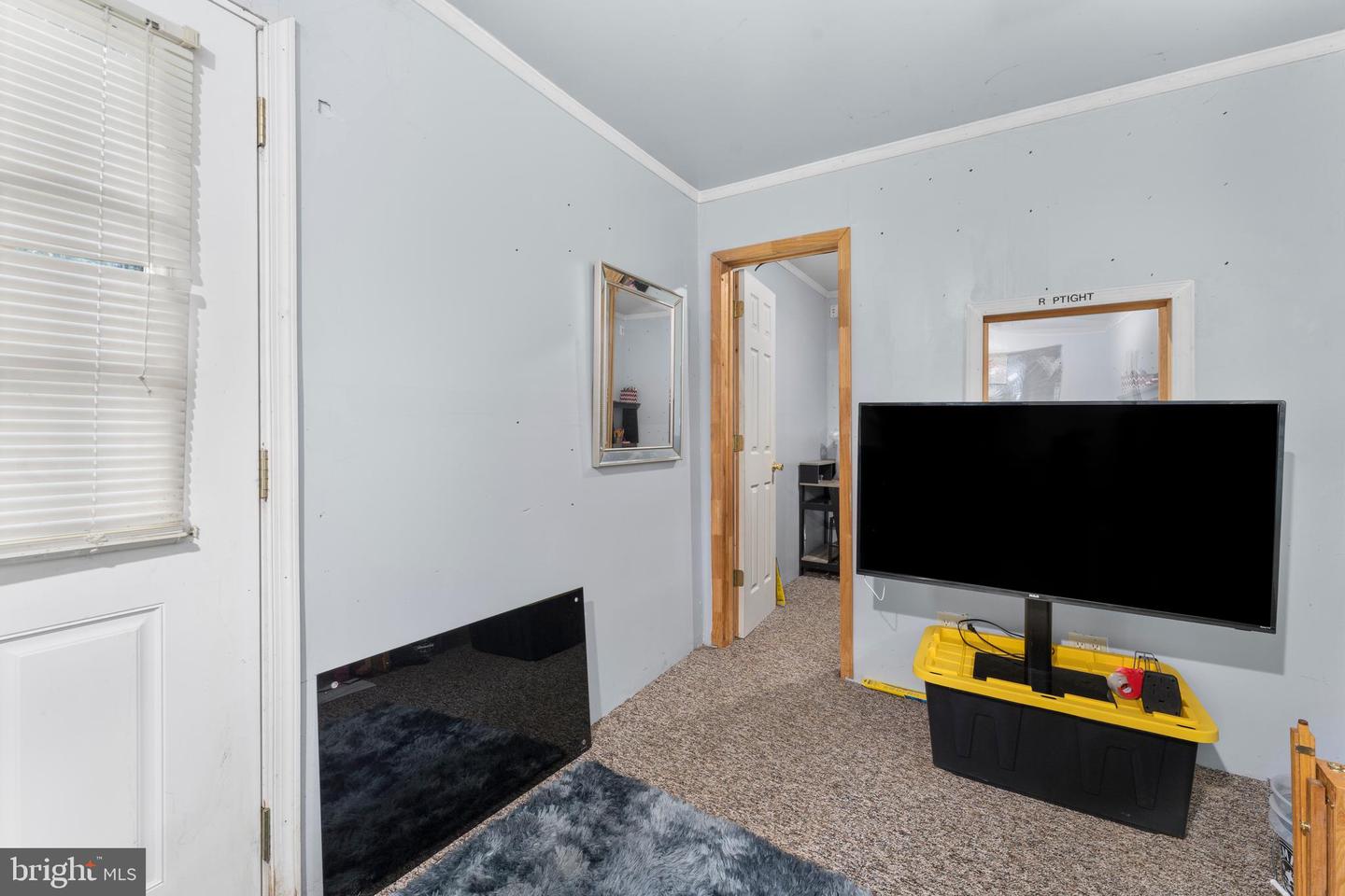 13209 HAWTHORN LN, WOODBRIDGE, Virginia 22193, 3 Bedrooms Bedrooms, ,2 BathroomsBathrooms,Residential,For sale,13209 HAWTHORN LN,VAPW2099836 MLS # VAPW2099836