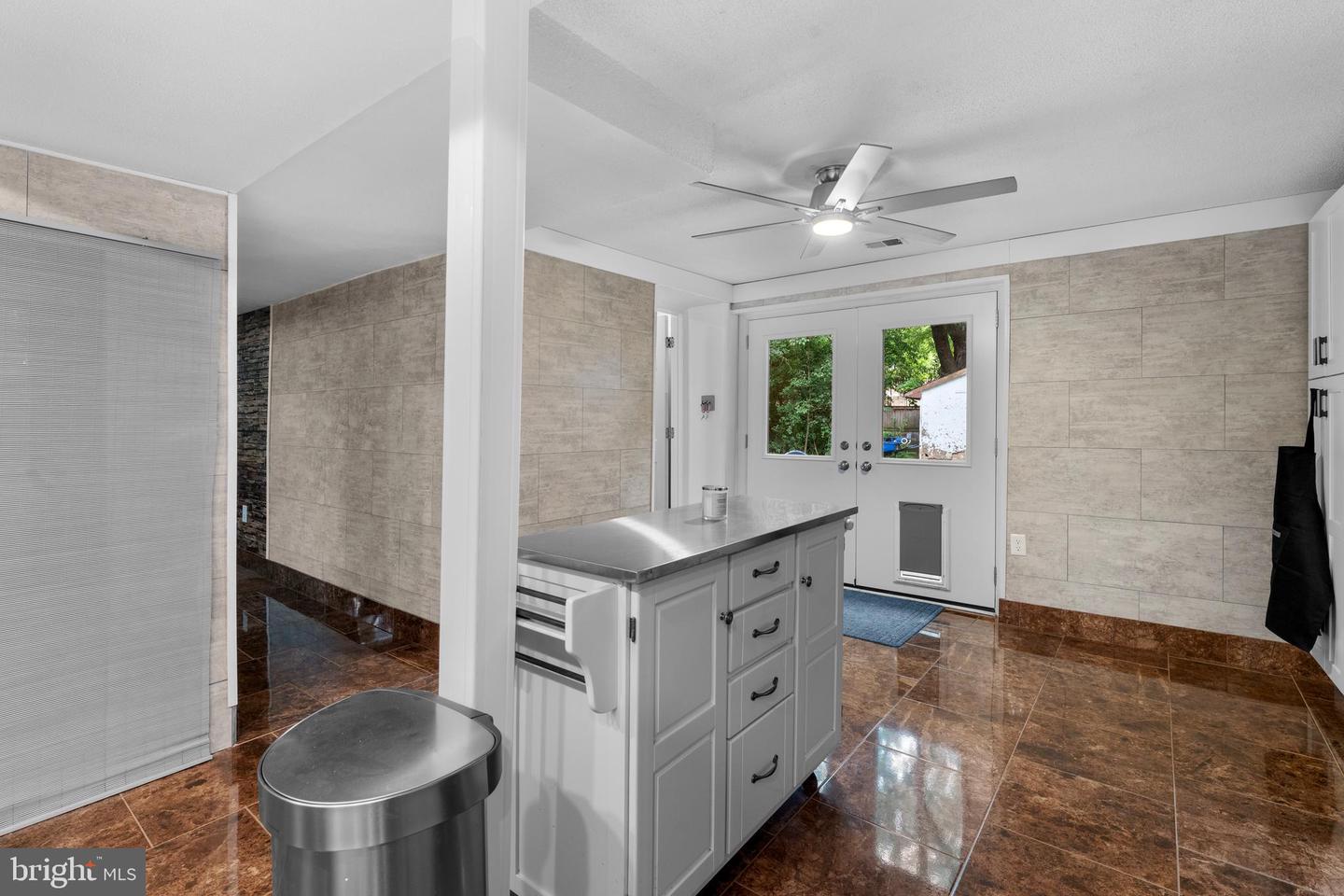 13209 HAWTHORN LN, WOODBRIDGE, Virginia 22193, 3 Bedrooms Bedrooms, ,2 BathroomsBathrooms,Residential,For sale,13209 HAWTHORN LN,VAPW2099836 MLS # VAPW2099836