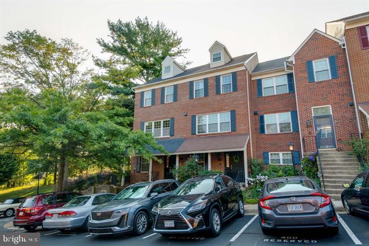 7710 MARSHALL HEIGHTS CT, FALLS CHURCH, Virginia 22043, 3 Bedrooms Bedrooms, ,2 BathroomsBathrooms,Residential,For sale,7710 MARSHALL HEIGHTS CT,VAFX2257274 MLS # VAFX2257274