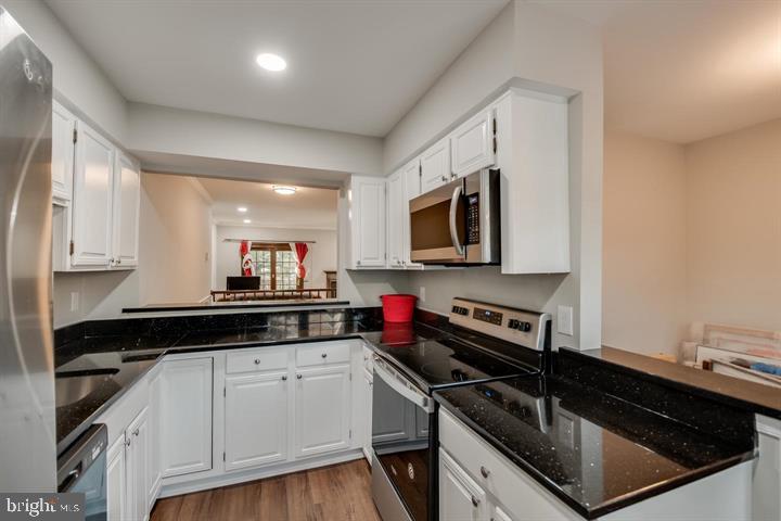 7710 MARSHALL HEIGHTS CT, FALLS CHURCH, Virginia 22043, 3 Bedrooms Bedrooms, ,2 BathroomsBathrooms,Residential,For sale,7710 MARSHALL HEIGHTS CT,VAFX2257274 MLS # VAFX2257274