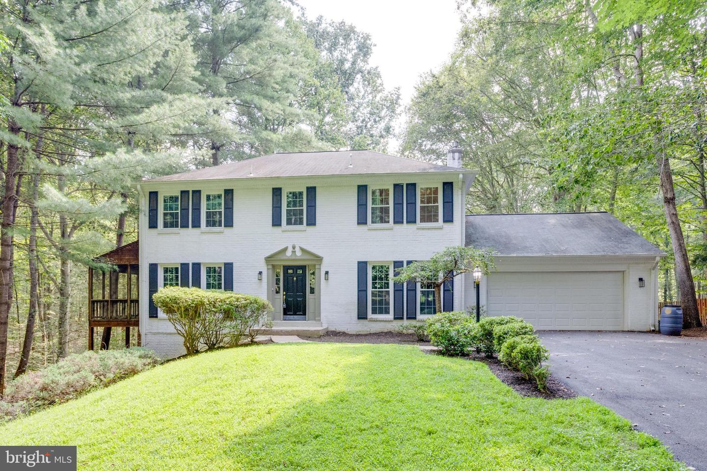 11841 CLARA WAY, FAIRFAX STATION, Virginia 22039, 5 Bedrooms Bedrooms, ,3 BathroomsBathrooms,Residential,For sale,11841 CLARA WAY,VAFX2257542 MLS # VAFX2257542