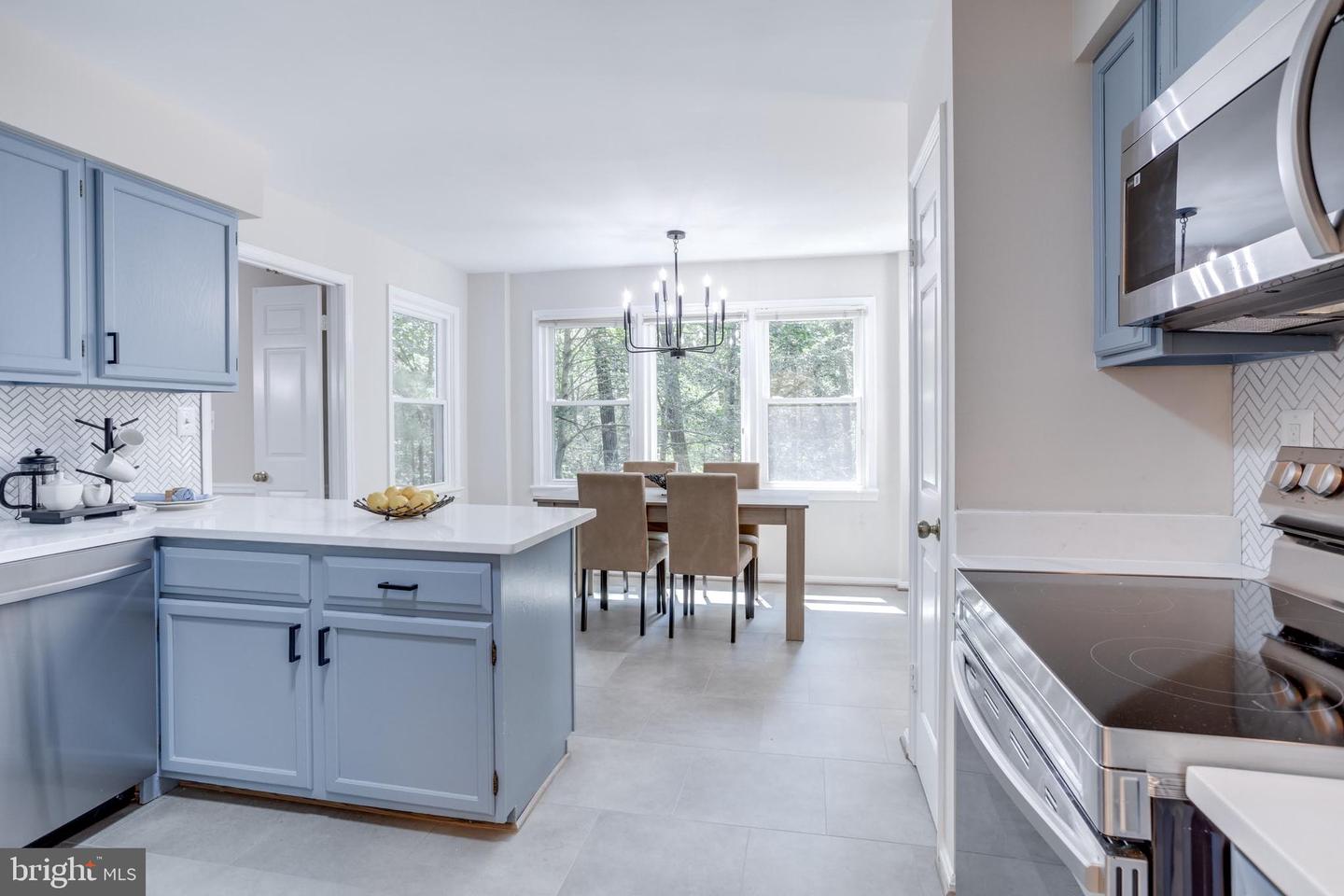 11841 CLARA WAY, FAIRFAX STATION, Virginia 22039, 5 Bedrooms Bedrooms, ,3 BathroomsBathrooms,Residential,For sale,11841 CLARA WAY,VAFX2257542 MLS # VAFX2257542