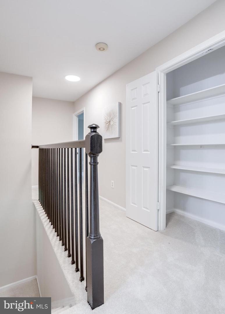 11841 CLARA WAY, FAIRFAX STATION, Virginia 22039, 5 Bedrooms Bedrooms, ,3 BathroomsBathrooms,Residential,For sale,11841 CLARA WAY,VAFX2257542 MLS # VAFX2257542