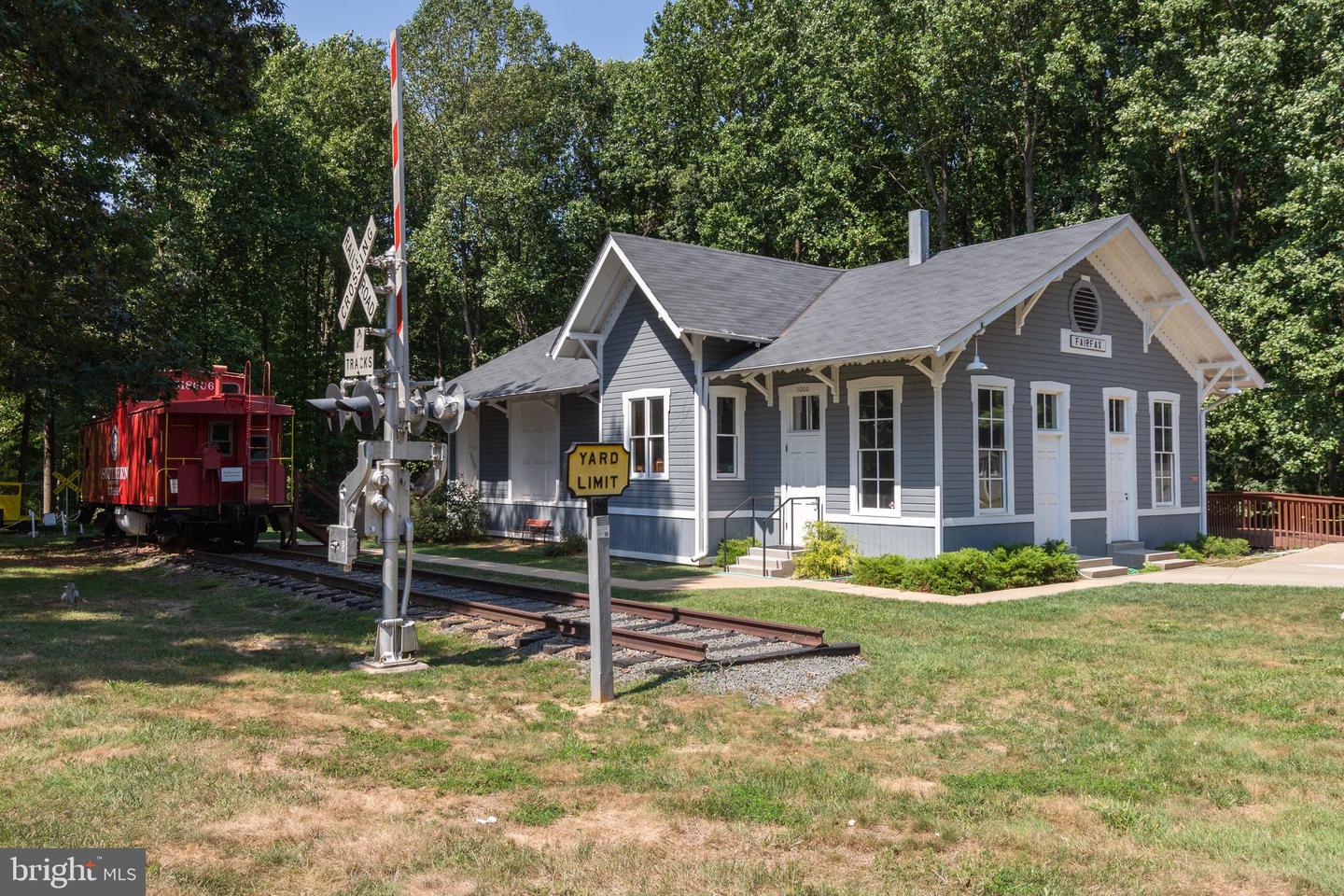 11841 CLARA WAY, FAIRFAX STATION, Virginia 22039, 5 Bedrooms Bedrooms, ,3 BathroomsBathrooms,Residential,For sale,11841 CLARA WAY,VAFX2257542 MLS # VAFX2257542