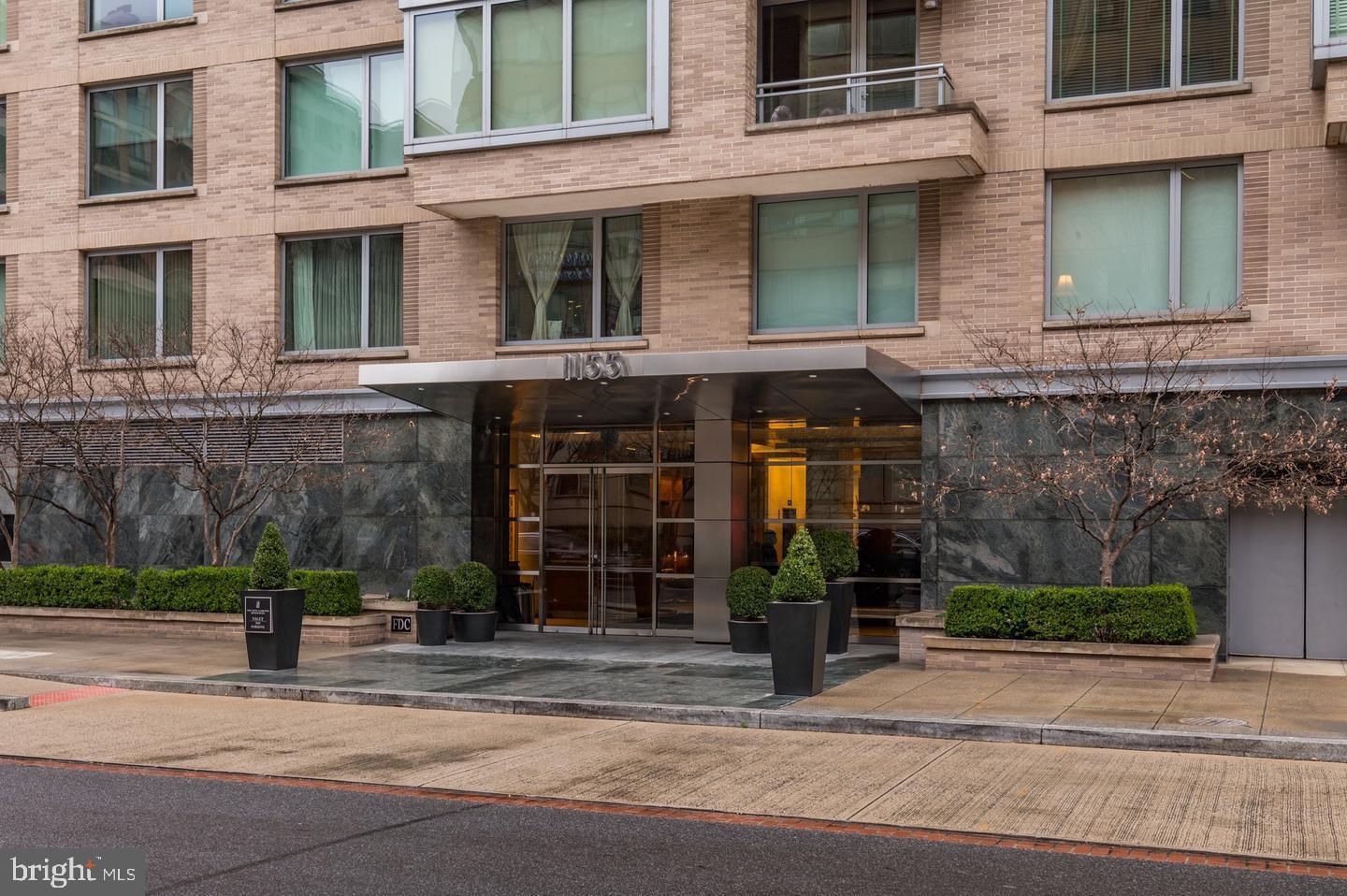 1155 23RD ST NW #6C, WASHINGTON, District Of Columbia 20037, 2 Bedrooms Bedrooms, ,2 BathroomsBathrooms,Residential,For sale,1155 23RD ST NW #6C,DCDC2212034 MLS # DCDC2212034