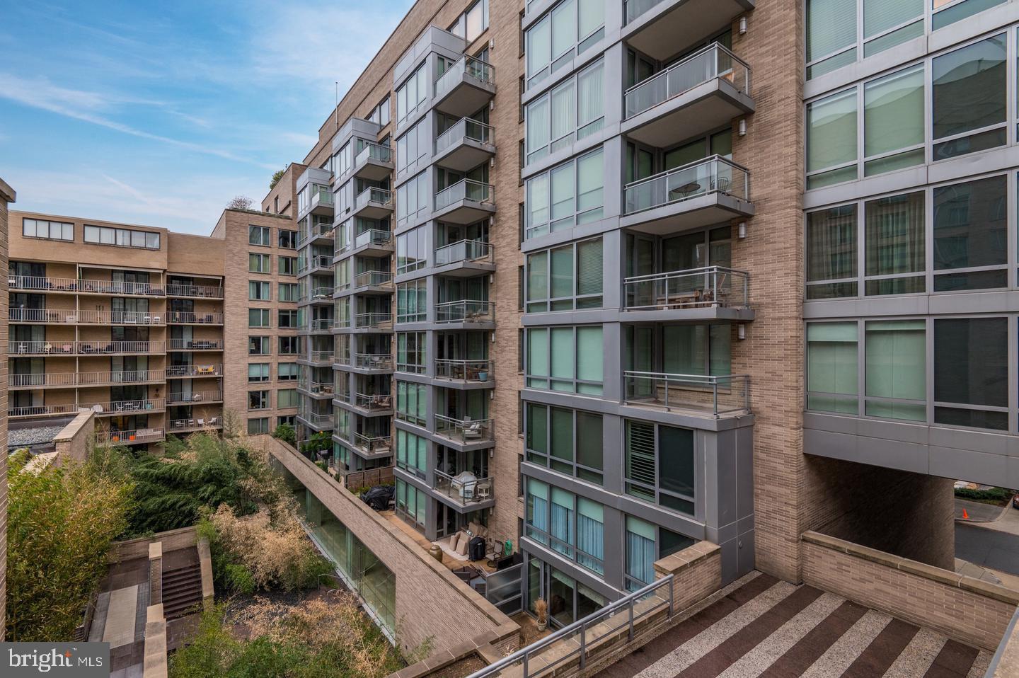 1155 23RD ST NW #6C, WASHINGTON, District Of Columbia 20037, 2 Bedrooms Bedrooms, ,2 BathroomsBathrooms,Residential,For sale,1155 23RD ST NW #6C,DCDC2212034 MLS # DCDC2212034