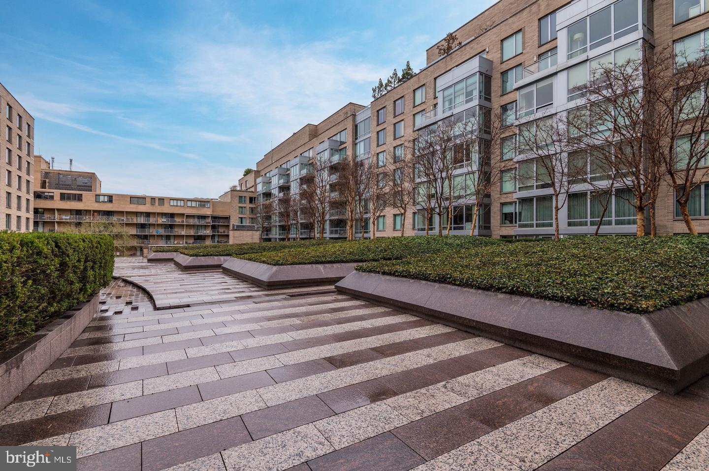 1155 23RD ST NW #6C, WASHINGTON, District Of Columbia 20037, 2 Bedrooms Bedrooms, ,2 BathroomsBathrooms,Residential,For sale,1155 23RD ST NW #6C,DCDC2212034 MLS # DCDC2212034