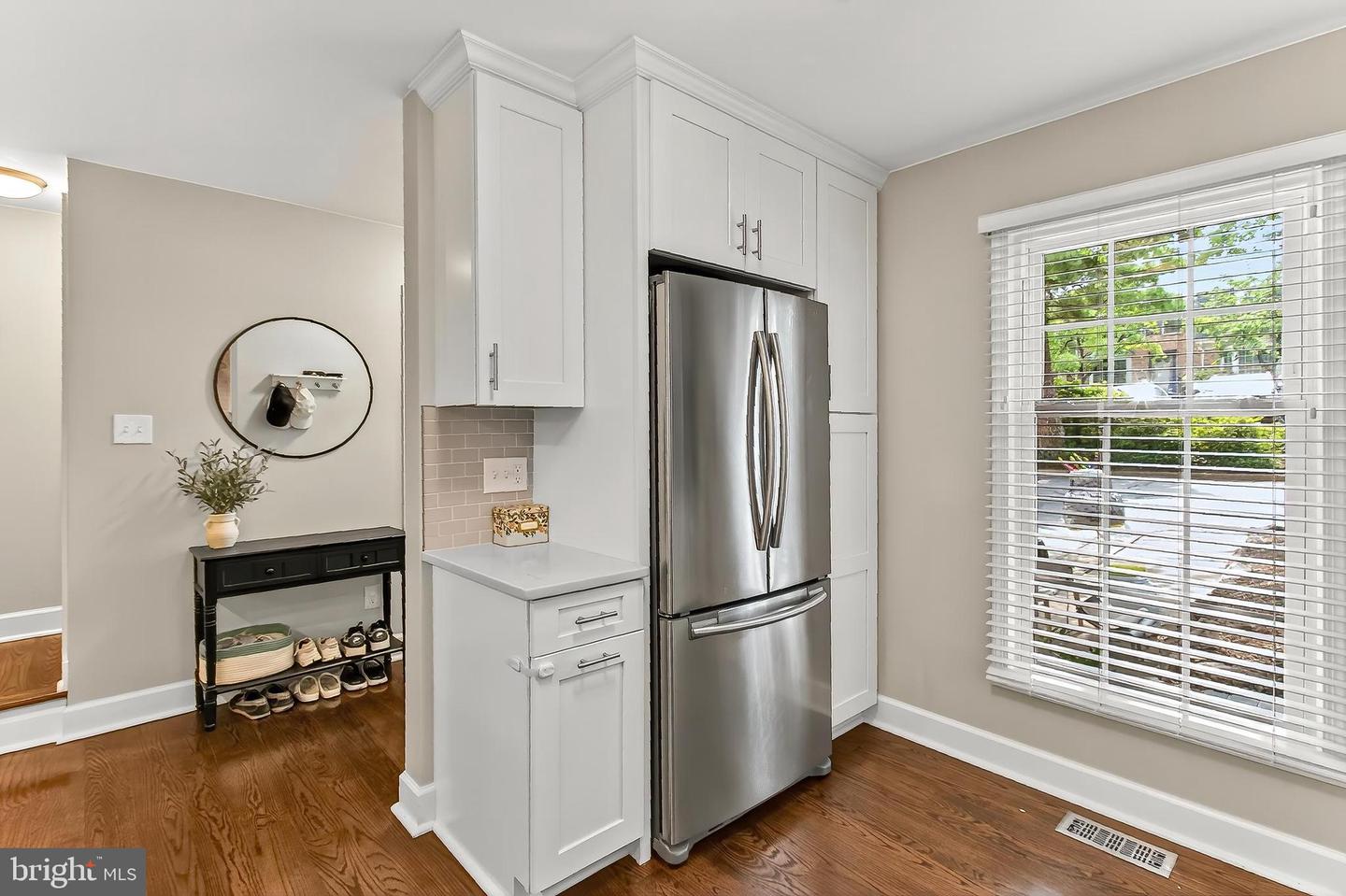 5005 DOMAIN PL, ALEXANDRIA, Virginia 22311, 3 Bedrooms Bedrooms, 8 Rooms Rooms,3 BathroomsBathrooms,Residential,For sale,5005 DOMAIN PL,VAAX2047864 MLS # VAAX2047864