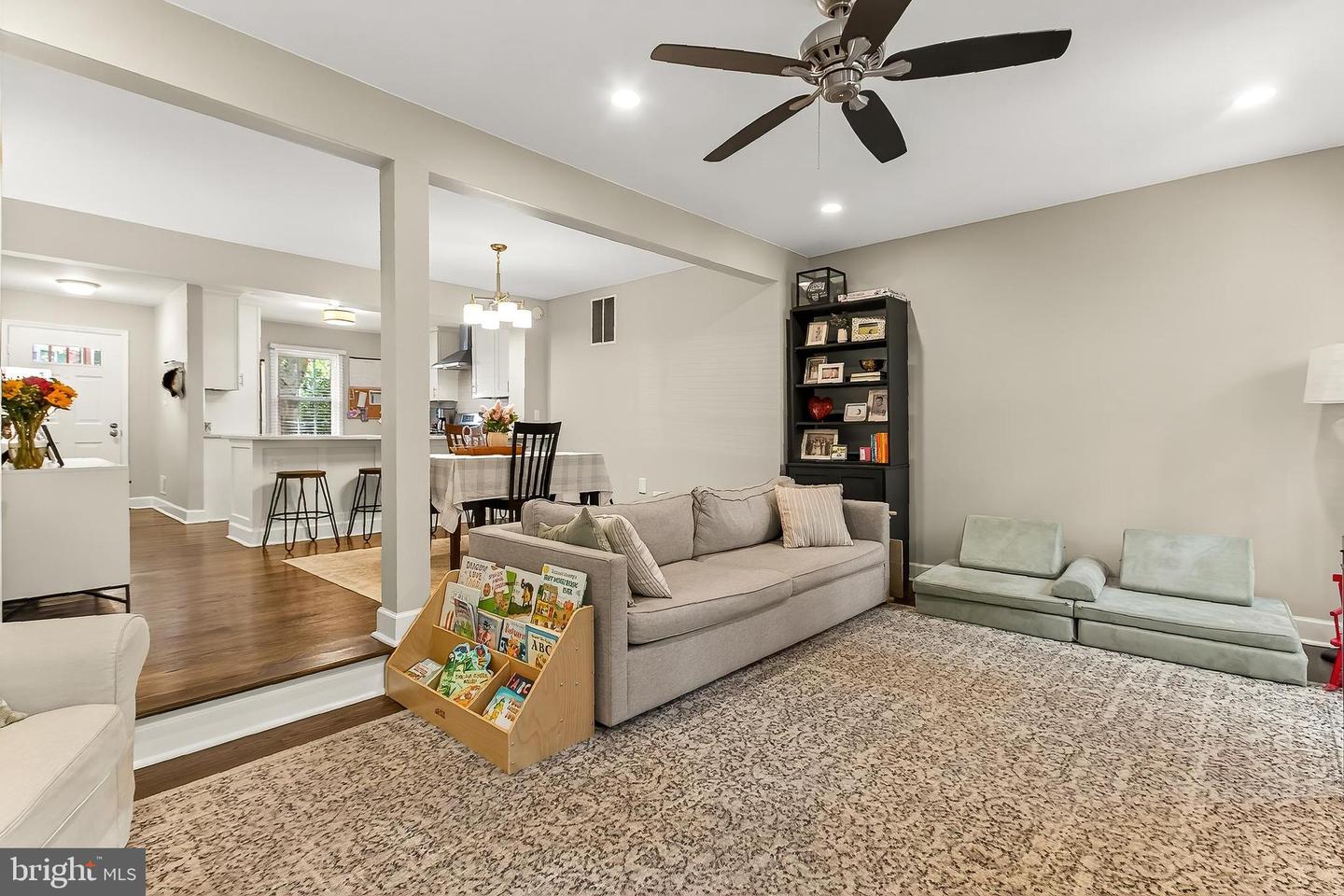 5005 DOMAIN PL, ALEXANDRIA, Virginia 22311, 3 Bedrooms Bedrooms, 8 Rooms Rooms,3 BathroomsBathrooms,Residential,For sale,5005 DOMAIN PL,VAAX2047864 MLS # VAAX2047864
