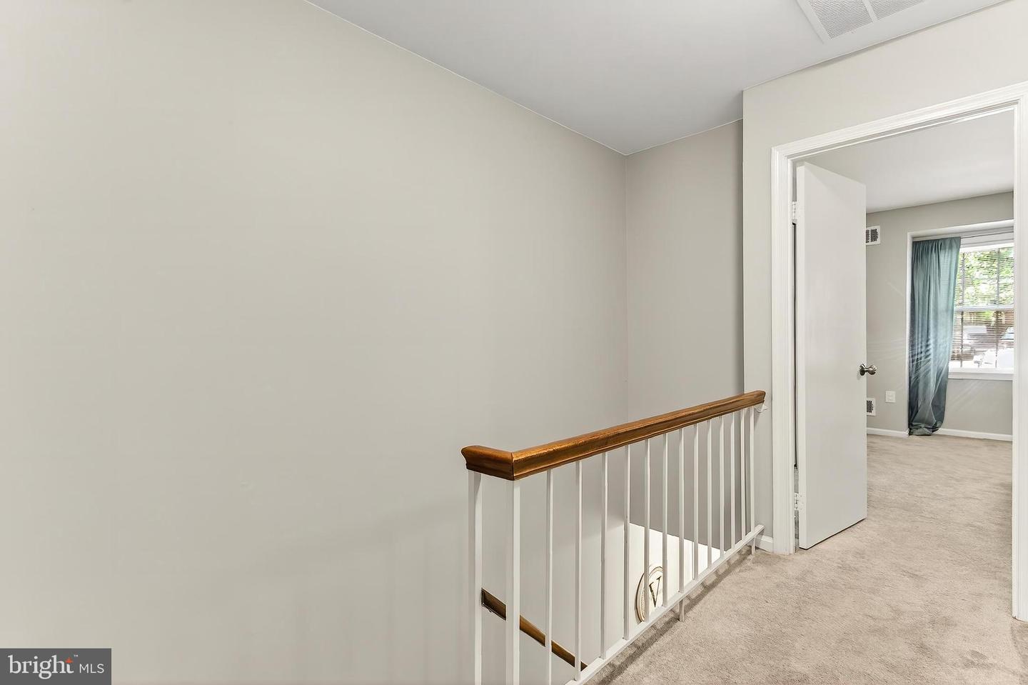 5005 DOMAIN PL, ALEXANDRIA, Virginia 22311, 3 Bedrooms Bedrooms, 8 Rooms Rooms,3 BathroomsBathrooms,Residential,For sale,5005 DOMAIN PL,VAAX2047864 MLS # VAAX2047864