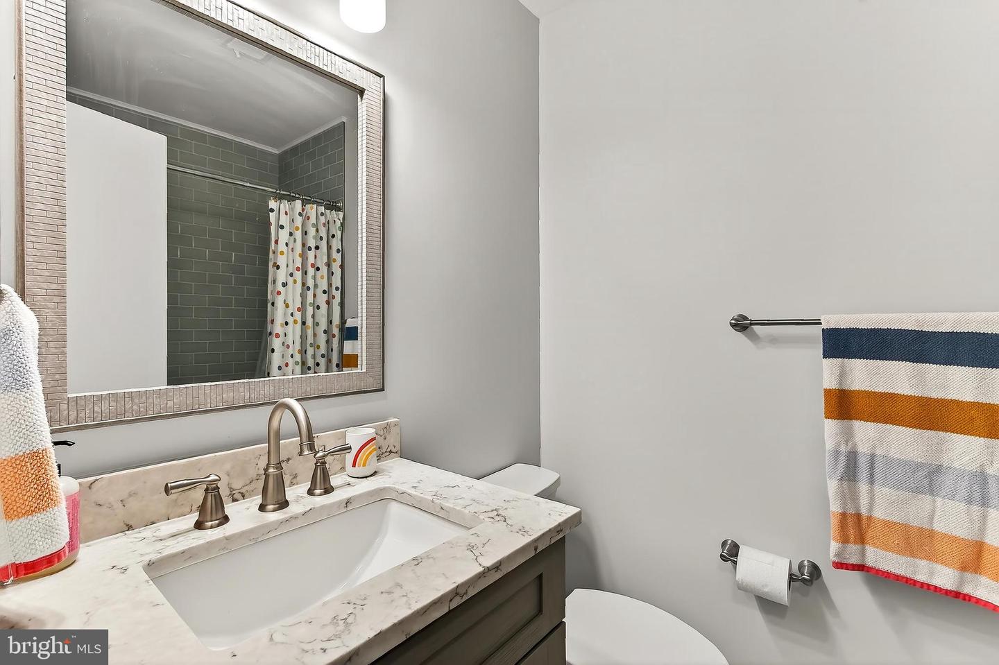5005 DOMAIN PL, ALEXANDRIA, Virginia 22311, 3 Bedrooms Bedrooms, 8 Rooms Rooms,3 BathroomsBathrooms,Residential,For sale,5005 DOMAIN PL,VAAX2047864 MLS # VAAX2047864