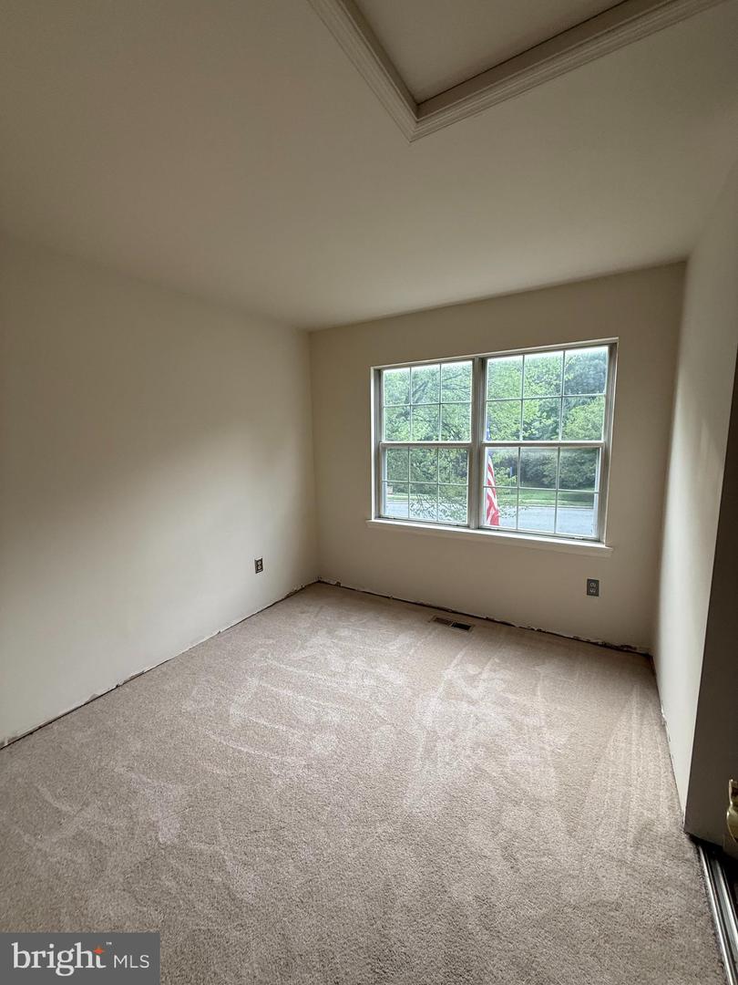 11949 COTTON MILL DR, WOODBRIDGE, Virginia 22192, 3 Bedrooms Bedrooms, ,2 BathroomsBathrooms,Residential,For sale,11949 COTTON MILL DR,VAPW2100000 MLS # VAPW2100000