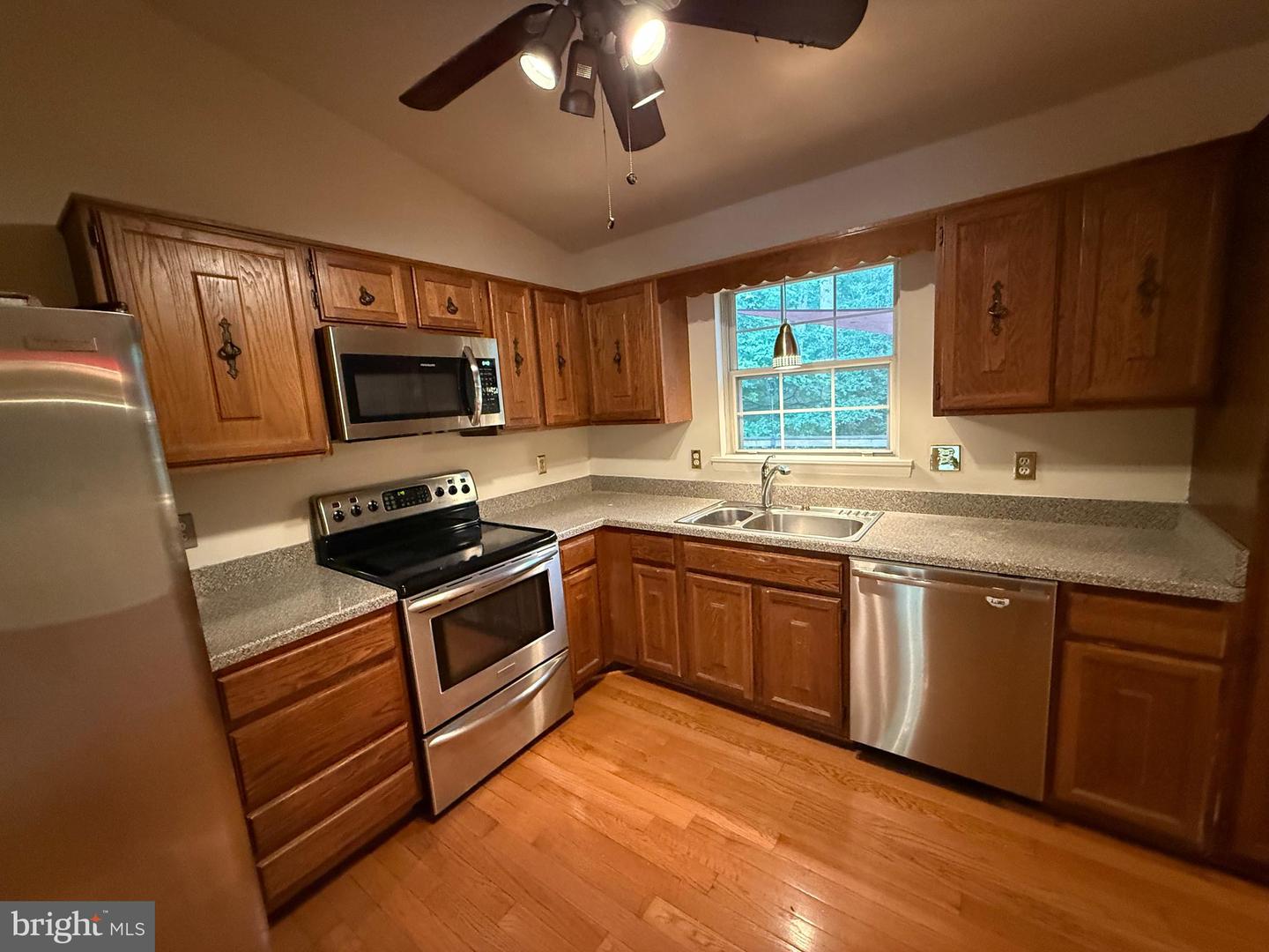 11949 COTTON MILL DR, WOODBRIDGE, Virginia 22192, 3 Bedrooms Bedrooms, ,2 BathroomsBathrooms,Residential,For sale,11949 COTTON MILL DR,VAPW2100000 MLS # VAPW2100000