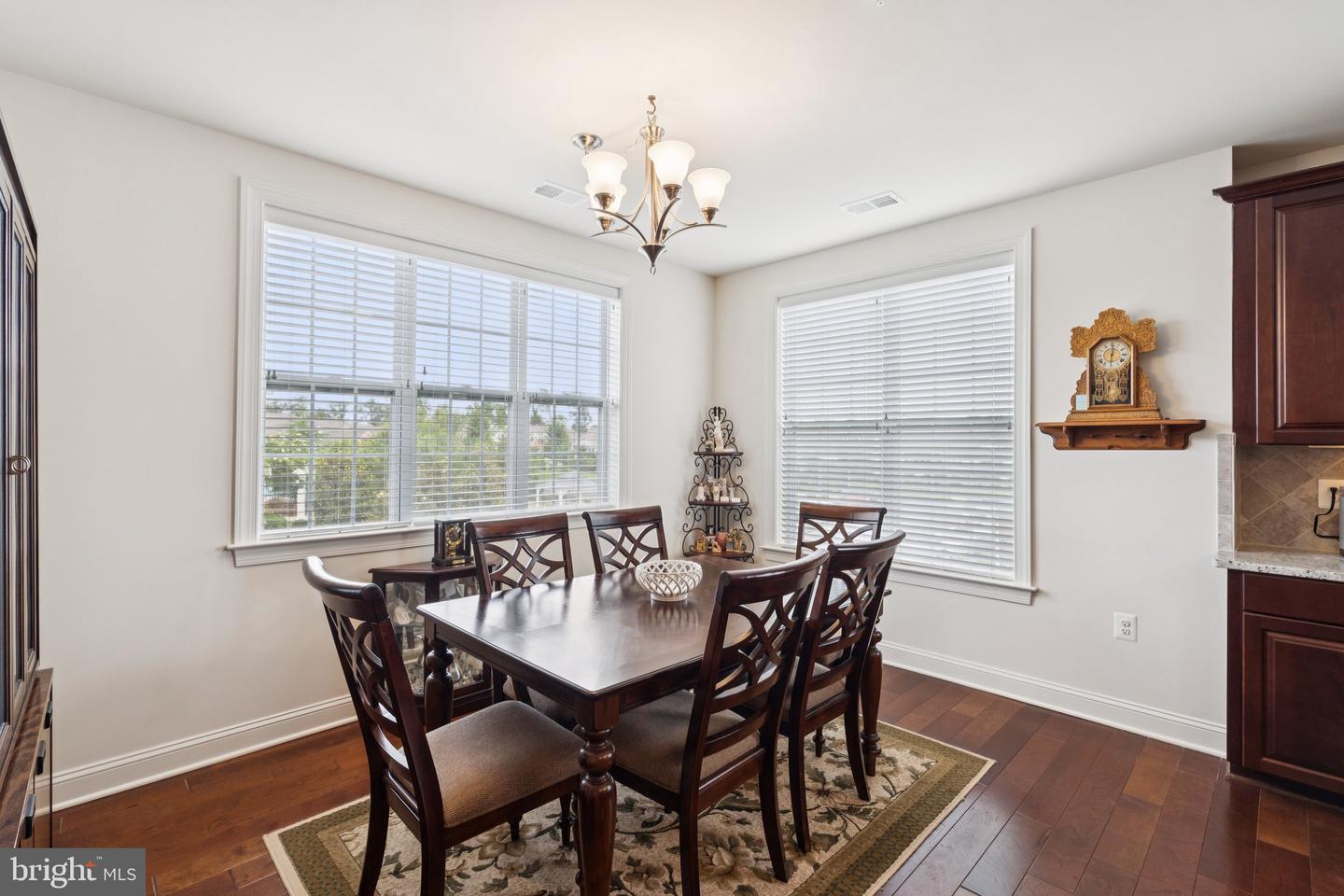 44589 YORK CREST TER #200, ASHBURN, Virginia 20147, 3 Bedrooms Bedrooms, ,2 BathroomsBathrooms,Residential,For sale,44589 YORK CREST TER #200,VALO2103178 MLS # VALO2103178