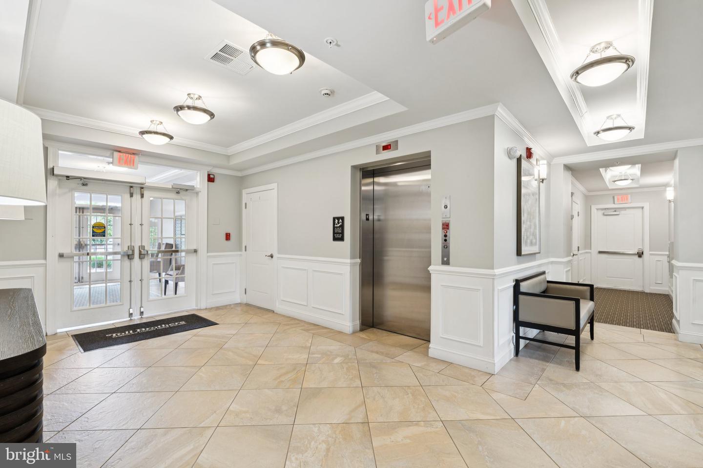 44589 YORK CREST TER #200, ASHBURN, Virginia 20147, 3 Bedrooms Bedrooms, ,2 BathroomsBathrooms,Residential,For sale,44589 YORK CREST TER #200,VALO2103178 MLS # VALO2103178