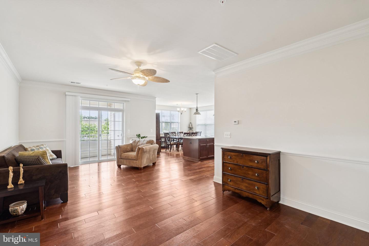 44589 YORK CREST TER #200, ASHBURN, Virginia 20147, 3 Bedrooms Bedrooms, ,2 BathroomsBathrooms,Residential,For sale,44589 YORK CREST TER #200,VALO2103178 MLS # VALO2103178