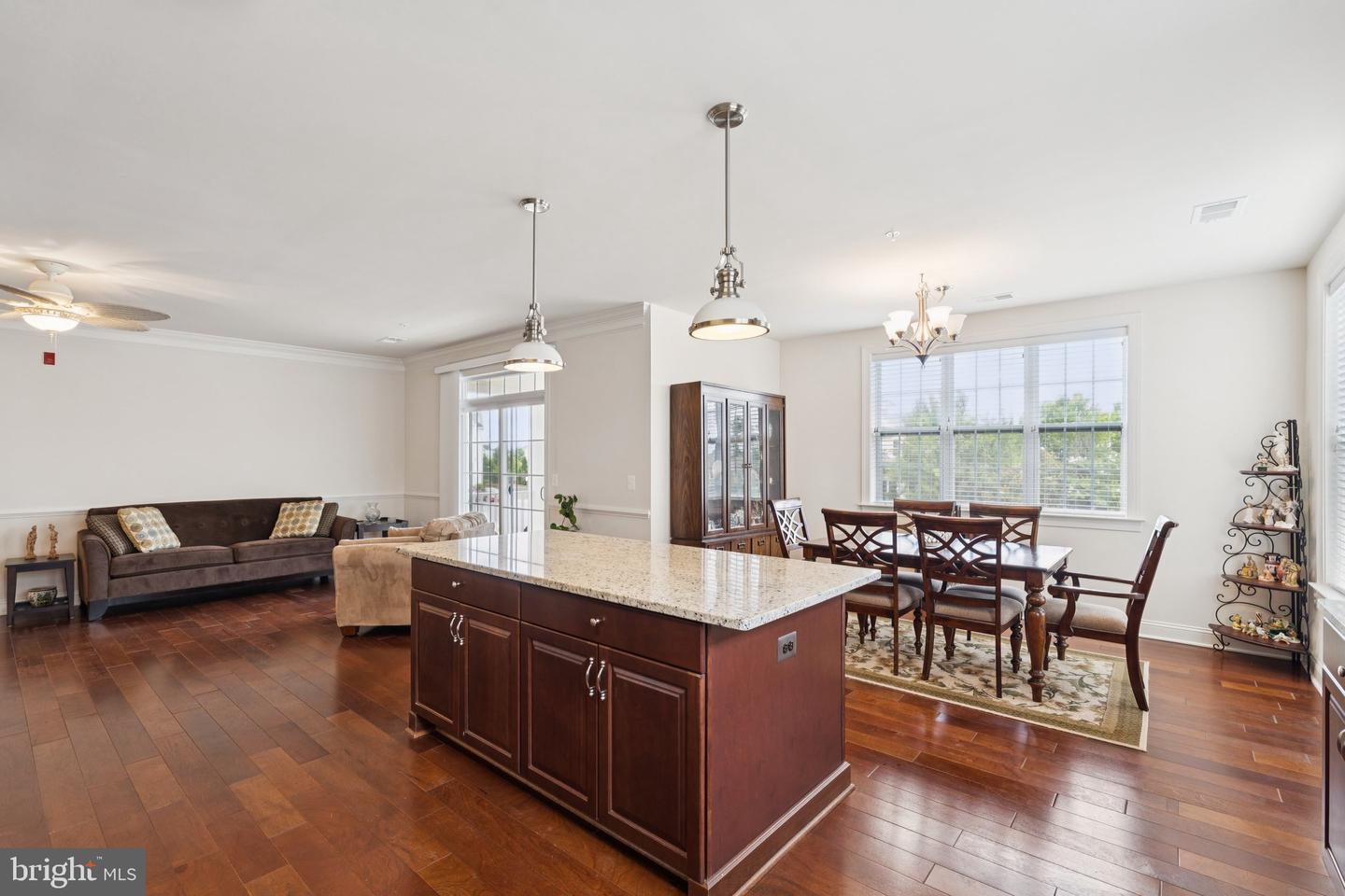 44589 YORK CREST TER #200, ASHBURN, Virginia 20147, 3 Bedrooms Bedrooms, ,2 BathroomsBathrooms,Residential,For sale,44589 YORK CREST TER #200,VALO2103178 MLS # VALO2103178