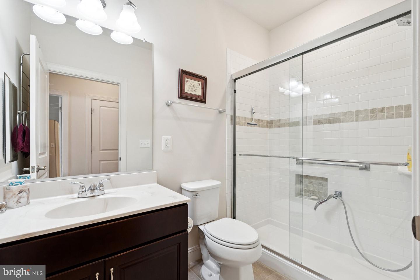 44589 YORK CREST TER #200, ASHBURN, Virginia 20147, 3 Bedrooms Bedrooms, ,2 BathroomsBathrooms,Residential,For sale,44589 YORK CREST TER #200,VALO2103178 MLS # VALO2103178