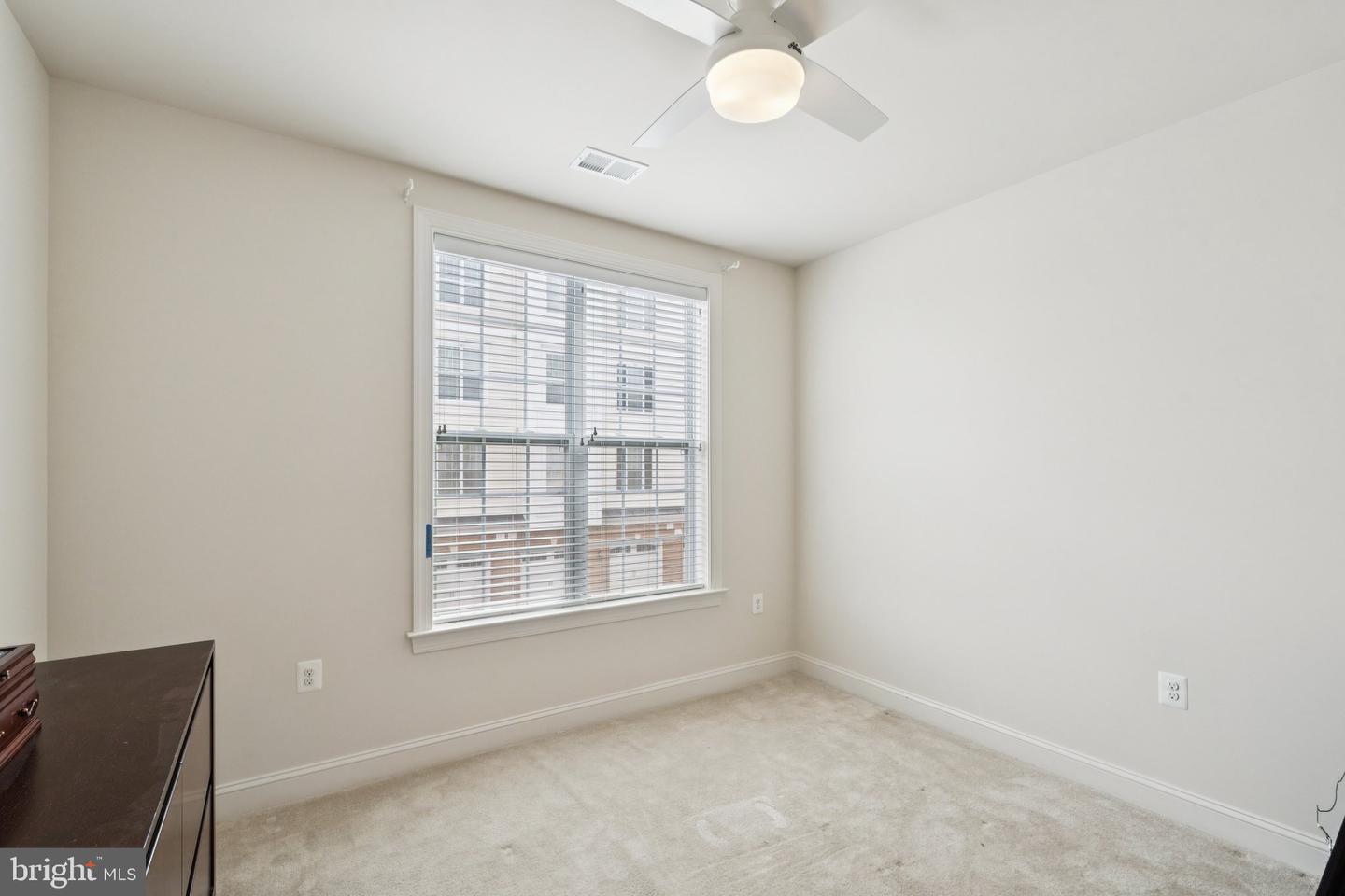 44589 YORK CREST TER #200, ASHBURN, Virginia 20147, 3 Bedrooms Bedrooms, ,2 BathroomsBathrooms,Residential,For sale,44589 YORK CREST TER #200,VALO2103178 MLS # VALO2103178