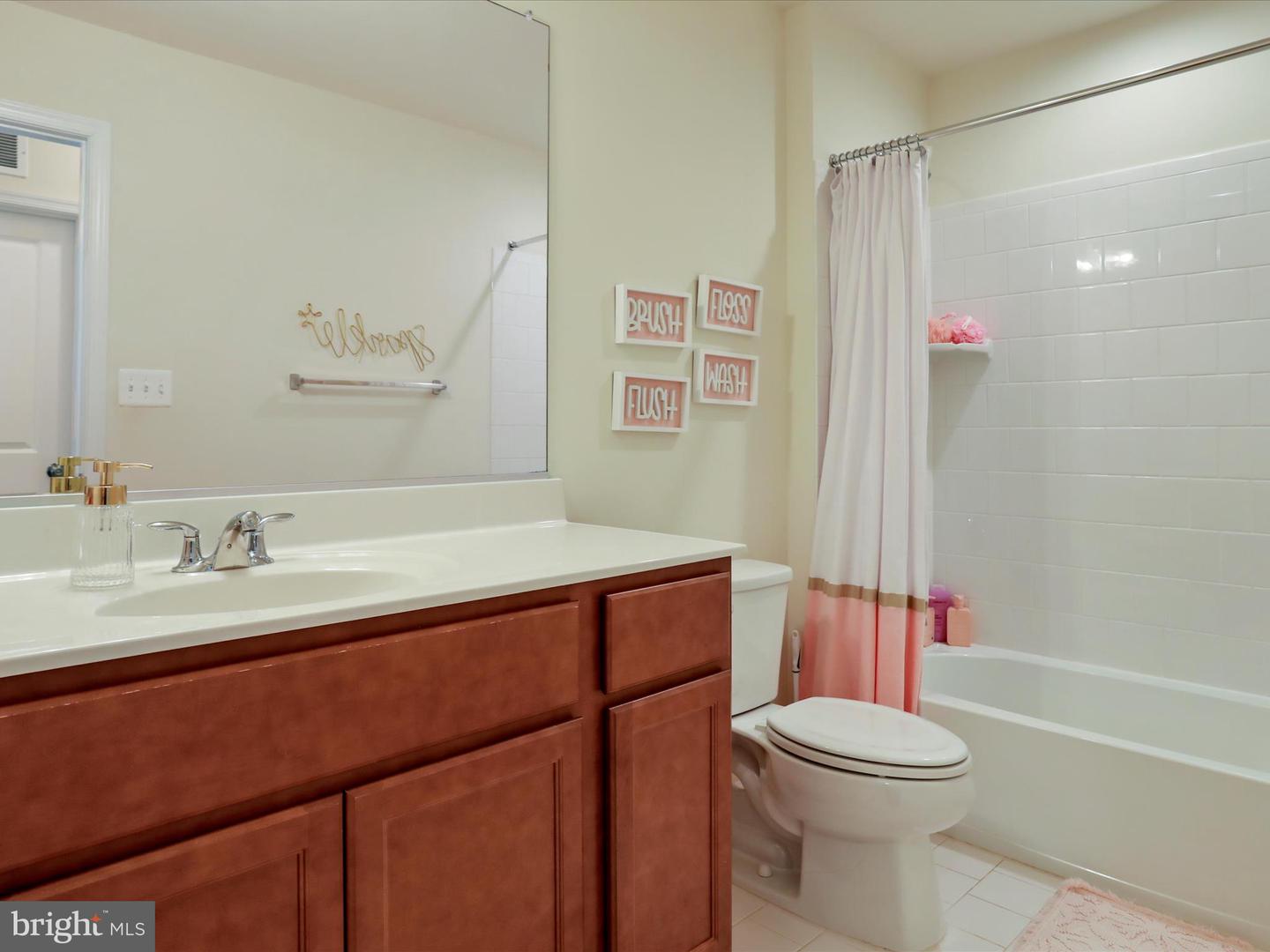 9520 KIMBLETON HALL LOOP, MANASSAS PARK, Virginia 20111, 4 Bedrooms Bedrooms, ,3 BathroomsBathrooms,Residential,For sale,9520 KIMBLETON HALL LOOP,VAPW2100008 MLS # VAPW2100008
