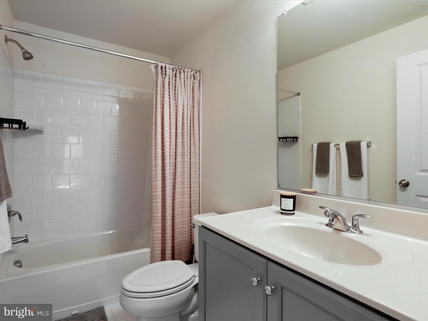 9520 KIMBLETON HALL LOOP, MANASSAS PARK, Virginia 20111, 4 Bedrooms Bedrooms, ,3 BathroomsBathrooms,Residential,For sale,9520 KIMBLETON HALL LOOP,VAPW2100008 MLS # VAPW2100008