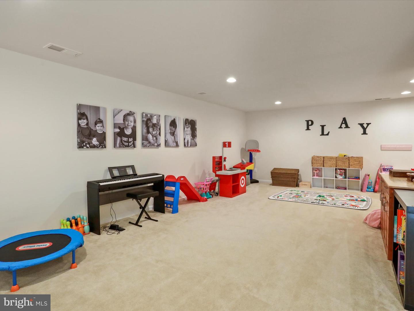 9520 KIMBLETON HALL LOOP, MANASSAS PARK, Virginia 20111, 4 Bedrooms Bedrooms, ,3 BathroomsBathrooms,Residential,For sale,9520 KIMBLETON HALL LOOP,VAPW2100008 MLS # VAPW2100008