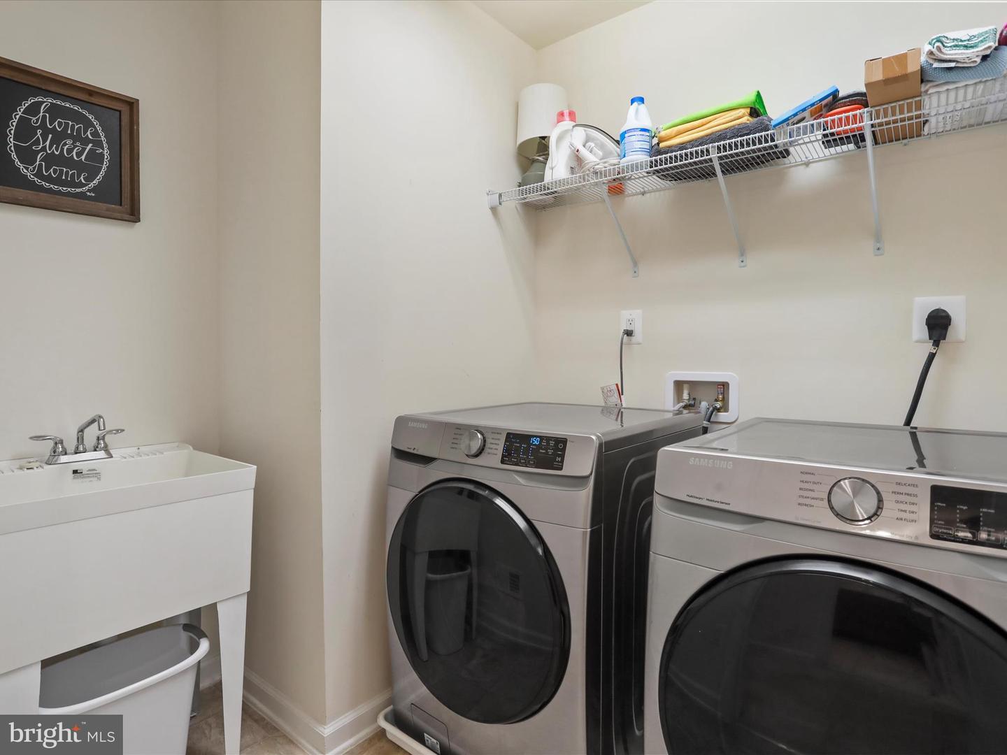 9520 KIMBLETON HALL LOOP, MANASSAS PARK, Virginia 20111, 4 Bedrooms Bedrooms, ,3 BathroomsBathrooms,Residential,For sale,9520 KIMBLETON HALL LOOP,VAPW2100008 MLS # VAPW2100008