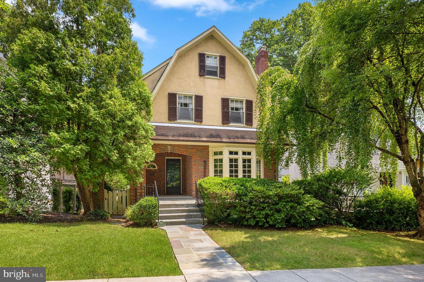 5327 NEBRASKA AVE NW, WASHINGTON, District Of Columbia 20015, 3 Bedrooms Bedrooms, ,2 BathroomsBathrooms,Residential,For sale,5327 NEBRASKA AVE NW,DCDC2211468 MLS # DCDC2211468