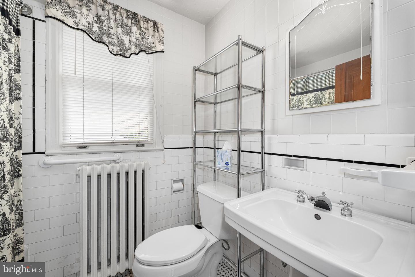 5327 NEBRASKA AVE NW, WASHINGTON, District Of Columbia 20015, 3 Bedrooms Bedrooms, ,2 BathroomsBathrooms,Residential,For sale,5327 NEBRASKA AVE NW,DCDC2211468 MLS # DCDC2211468