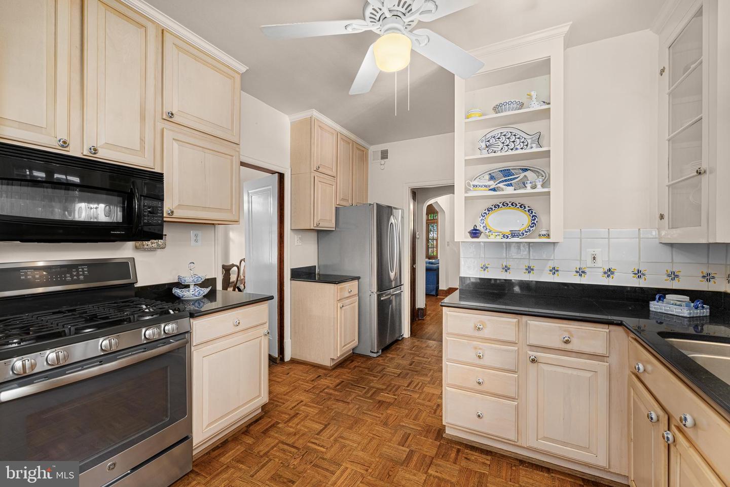 5327 NEBRASKA AVE NW, WASHINGTON, District Of Columbia 20015, 3 Bedrooms Bedrooms, ,2 BathroomsBathrooms,Residential,For sale,5327 NEBRASKA AVE NW,DCDC2211468 MLS # DCDC2211468