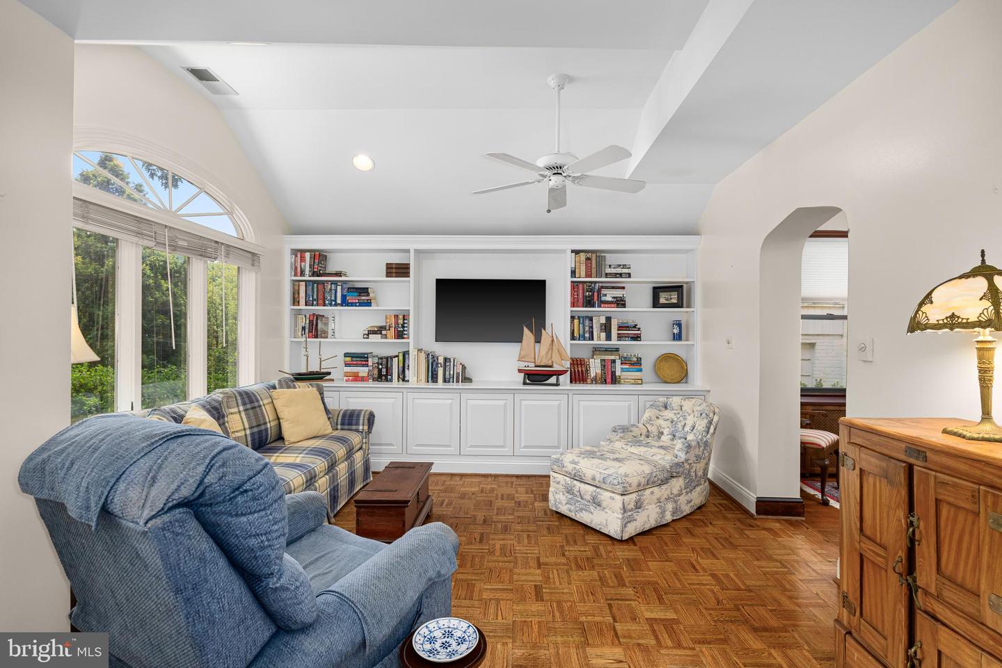 5327 NEBRASKA AVE NW, WASHINGTON, District Of Columbia 20015, 3 Bedrooms Bedrooms, ,2 BathroomsBathrooms,Residential,For sale,5327 NEBRASKA AVE NW,DCDC2211468 MLS # DCDC2211468