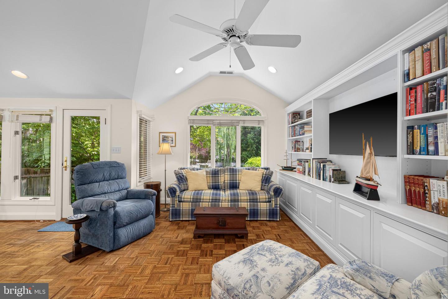 5327 NEBRASKA AVE NW, WASHINGTON, District Of Columbia 20015, 3 Bedrooms Bedrooms, ,2 BathroomsBathrooms,Residential,For sale,5327 NEBRASKA AVE NW,DCDC2211468 MLS # DCDC2211468