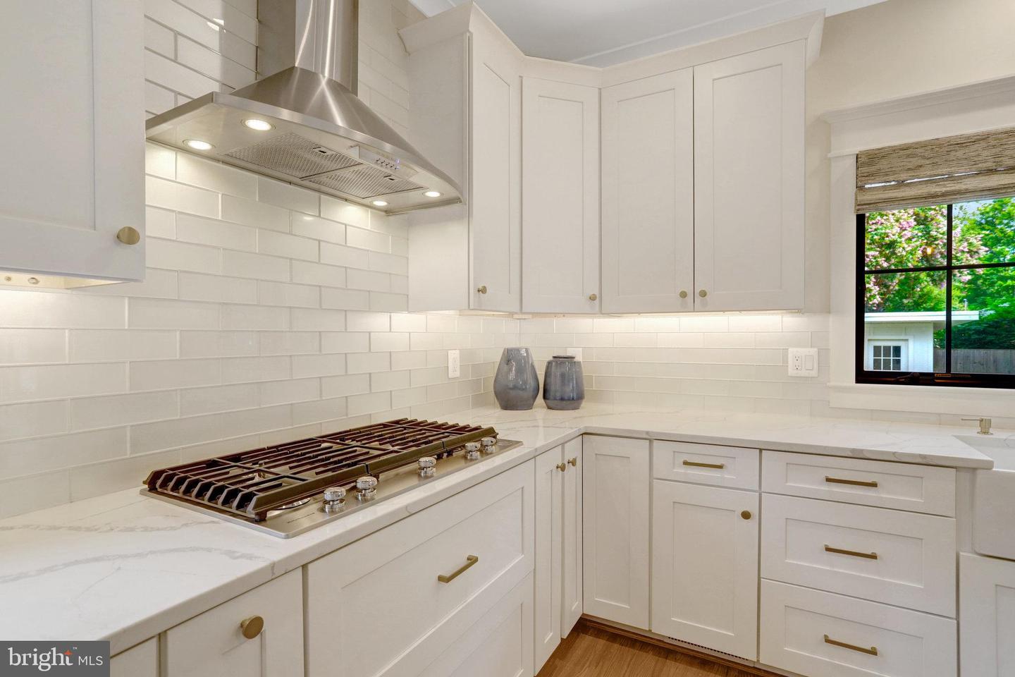 2006 SHENANDOAH RD, ALEXANDRIA, Virginia 22308, 5 Bedrooms Bedrooms, ,5 BathroomsBathrooms,Residential,For sale,2006 SHENANDOAH RD,VAFX2256826 MLS # VAFX2256826