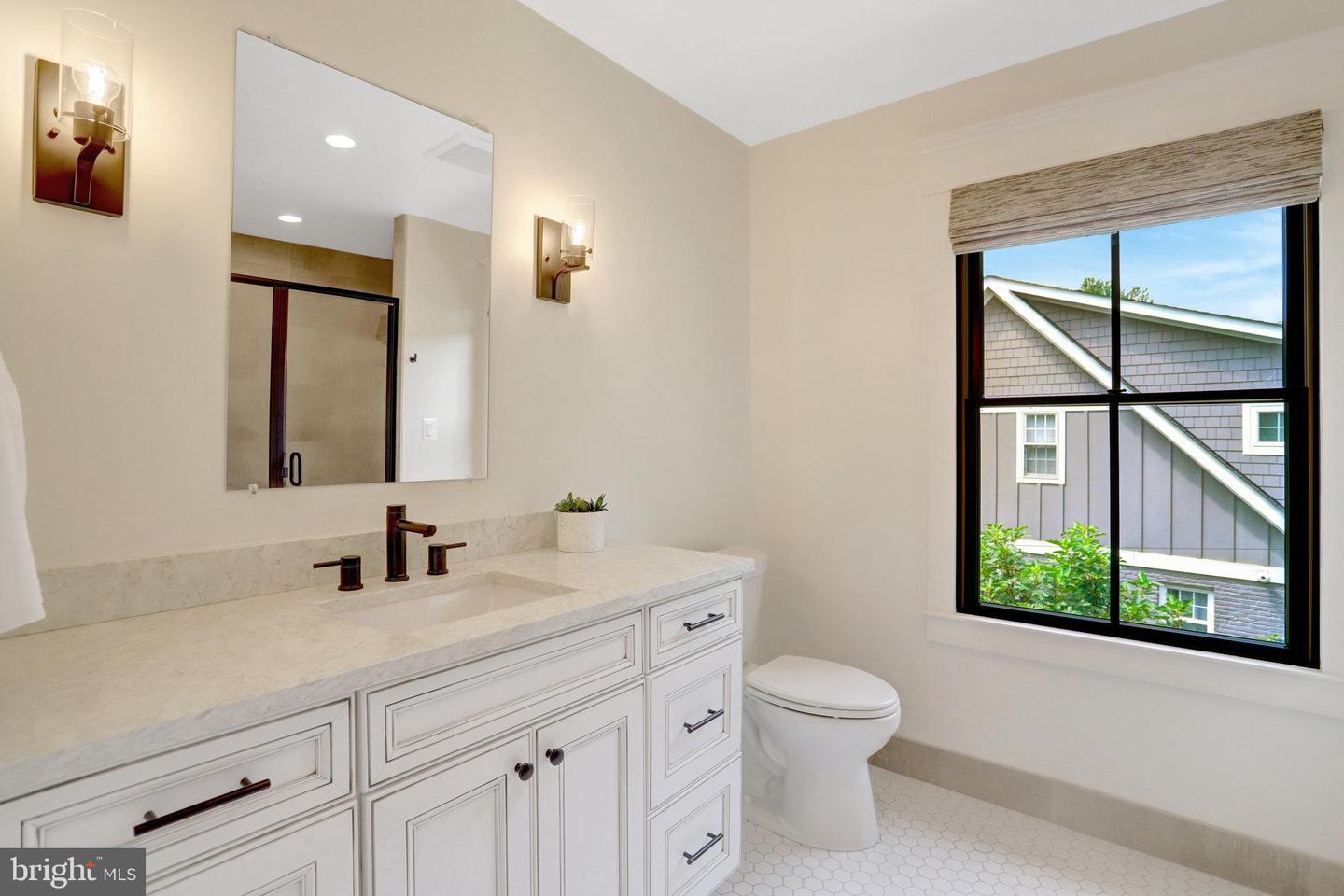 2006 SHENANDOAH RD, ALEXANDRIA, Virginia 22308, 5 Bedrooms Bedrooms, ,5 BathroomsBathrooms,Residential,For sale,2006 SHENANDOAH RD,VAFX2256826 MLS # VAFX2256826