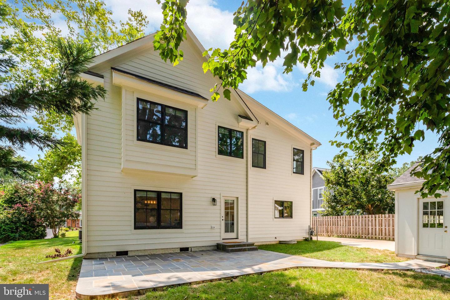 2006 SHENANDOAH RD, ALEXANDRIA, Virginia 22308, 5 Bedrooms Bedrooms, ,5 BathroomsBathrooms,Residential,For sale,2006 SHENANDOAH RD,VAFX2256826 MLS # VAFX2256826