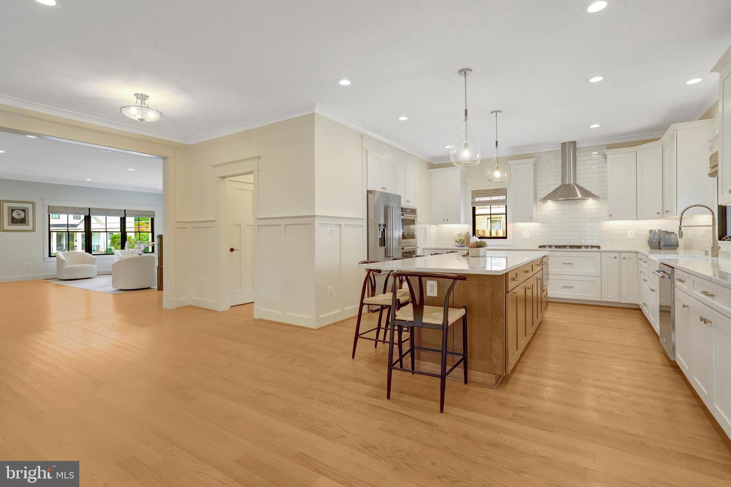 2006 SHENANDOAH RD, ALEXANDRIA, Virginia 22308, 5 Bedrooms Bedrooms, ,5 BathroomsBathrooms,Residential,For sale,2006 SHENANDOAH RD,VAFX2256826 MLS # VAFX2256826