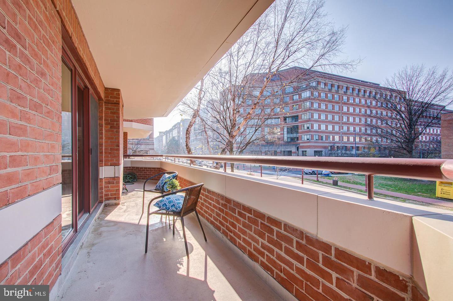 2301 N ST NW #214, WASHINGTON, District Of Columbia 20037, 2 Bedrooms Bedrooms, ,2 BathroomsBathrooms,Residential,For sale,2301 N ST NW #214,DCDC2211770 MLS # DCDC2211770