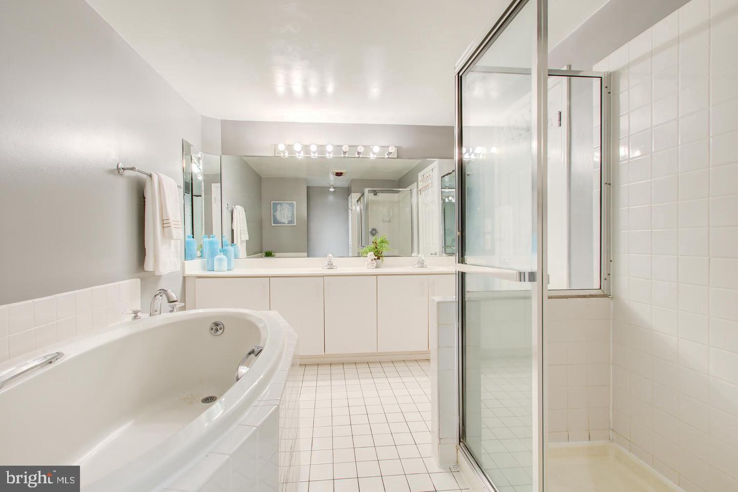 2301 N ST NW #214, WASHINGTON, District Of Columbia 20037, 2 Bedrooms Bedrooms, ,2 BathroomsBathrooms,Residential,For sale,2301 N ST NW #214,DCDC2211770 MLS # DCDC2211770
