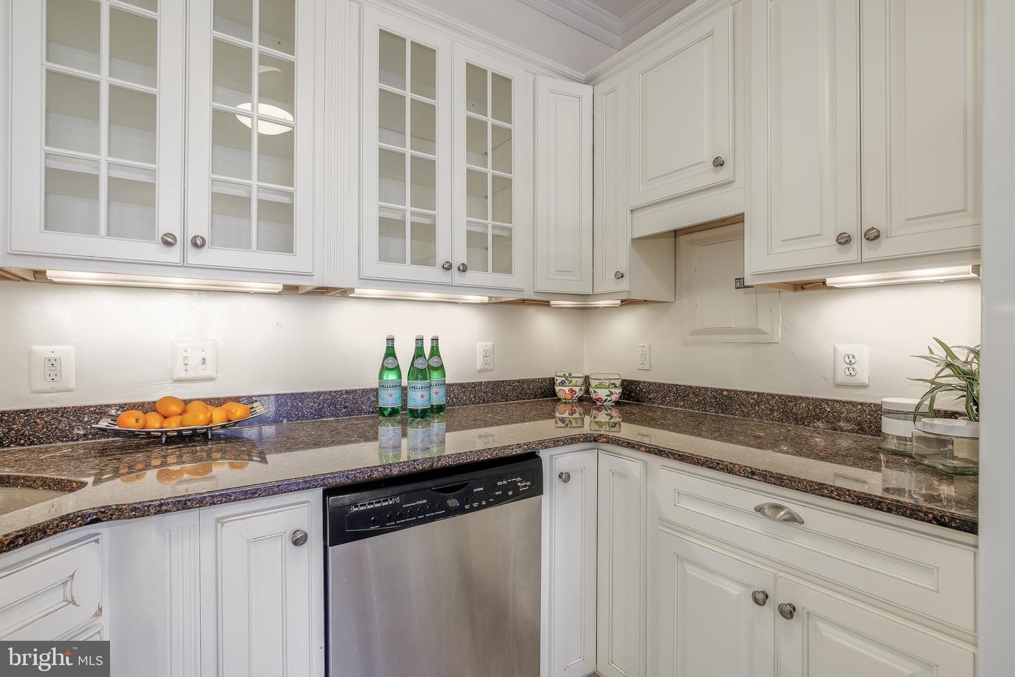 4000 CATHEDRAL AVE NW #516B, WASHINGTON, District Of Columbia 20016, 2 Bedrooms Bedrooms, ,1 BathroomBathrooms,Residential,For sale,4000 CATHEDRAL AVE NW #516B,DCDC2212298 MLS # DCDC2212298