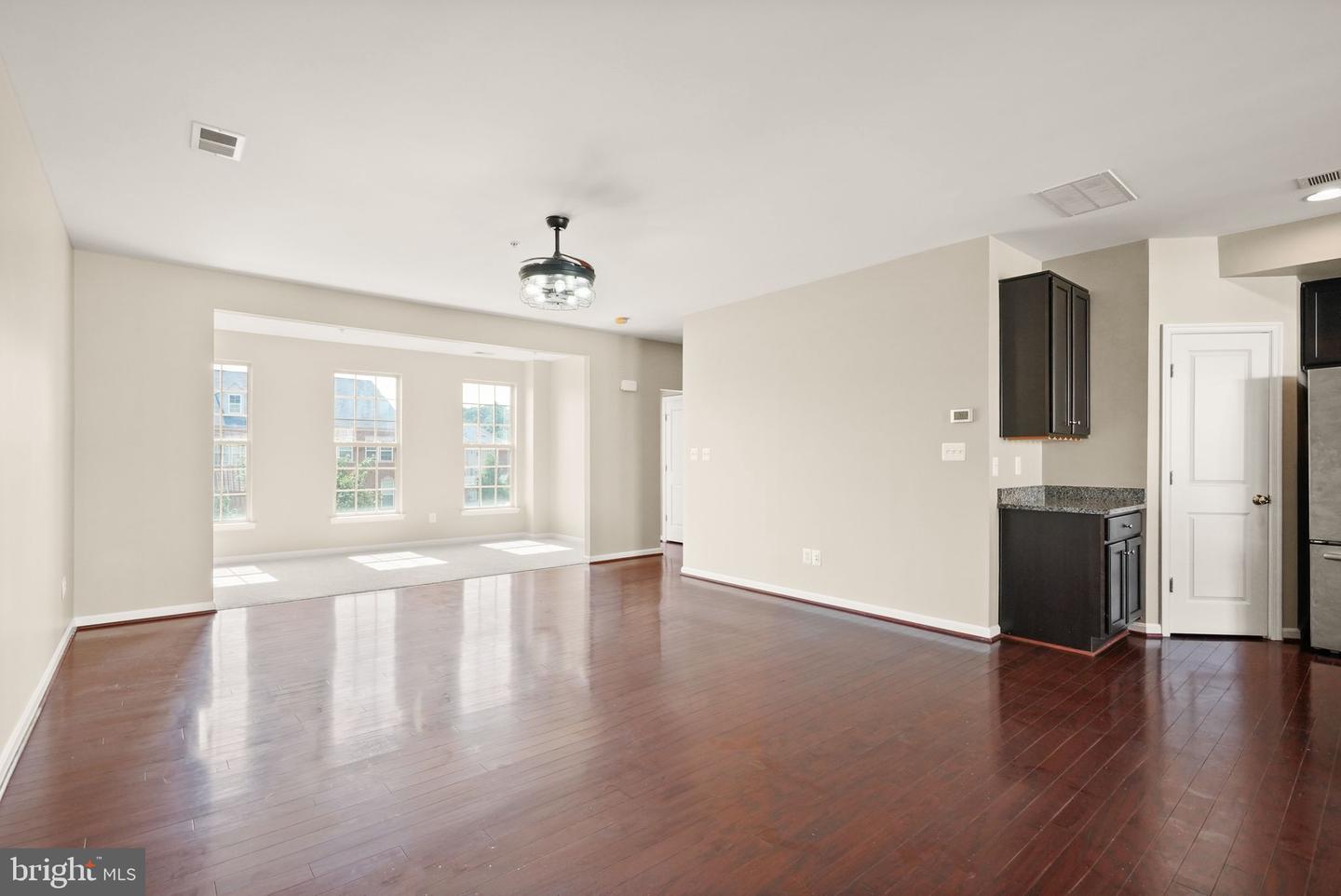 7913 CRESCENT PARK DR, GAINESVILLE, Virginia 20155, 3 Bedrooms Bedrooms, ,2 BathroomsBathrooms,Residential,For sale,7913 CRESCENT PARK DR,VAPW2100046 MLS # VAPW2100046